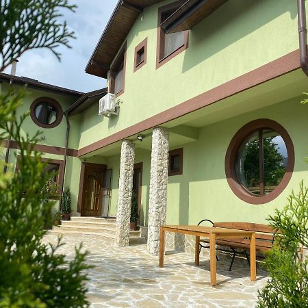 Casa Adelmar Hotel Tulcea Buitenkant foto