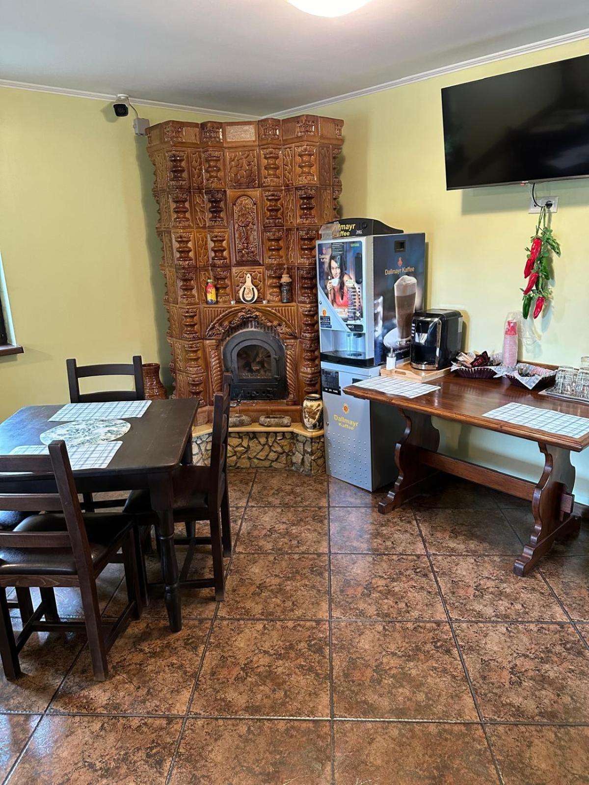 Casa Adelmar Hotel Tulcea Buitenkant foto